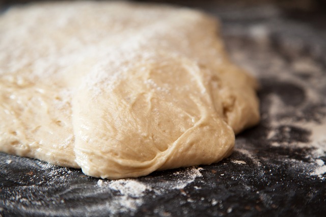 Raw yeast dough